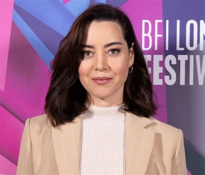 Aubrey Plaza - Bio, Age, Net Worth, Height, In Relation, Nationality, Body Measurement, Career