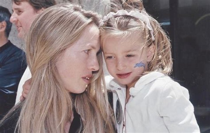 Exploring The Lives Of Steve Jobs' Children