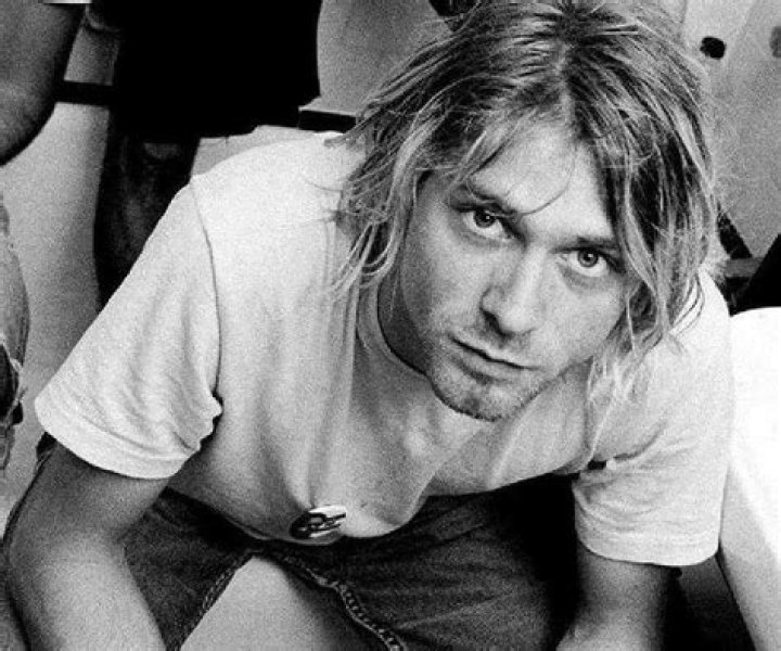 Kurt Cobain Biography Height Weight And Everything