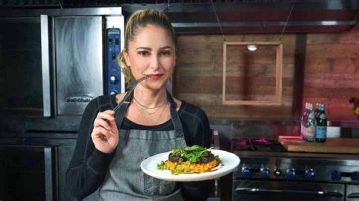 Restaurants: Brooke Williamsons Net Worth is $2 million in 2022!