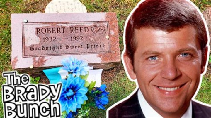 Unraveling The Mystery Behind Robert Reed's Death