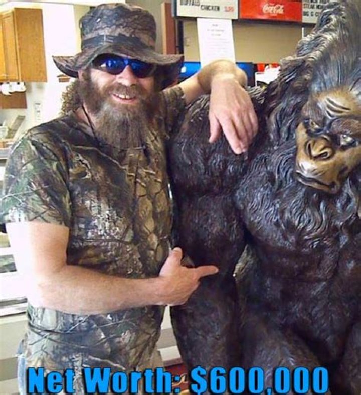 Who is Mountain Monsters Willy McQuillian? His Net Worth, Salary, Married, Wife